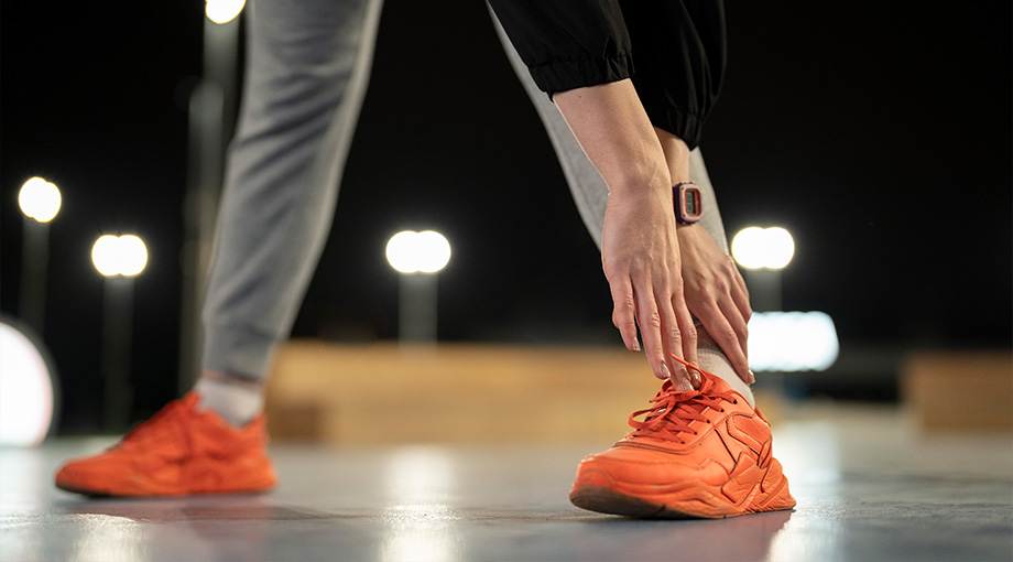 خرید کفش سالنی ورزشی