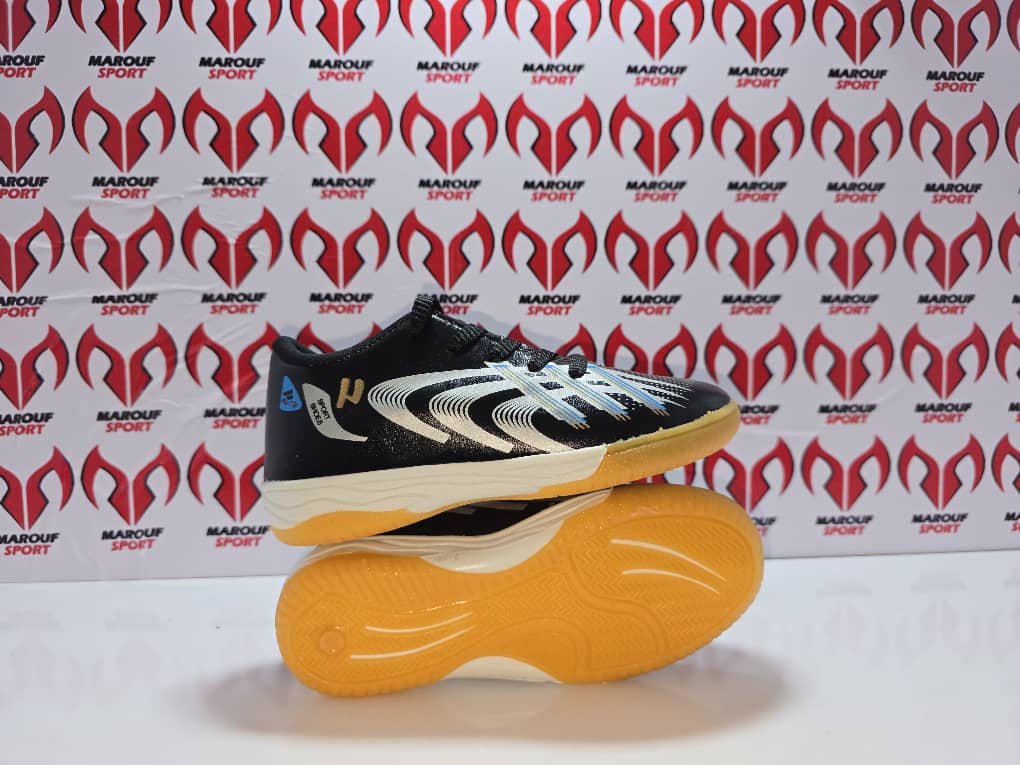 bcf44389-e57a-4a58-8499-7321a428b500 کفش سالنی آدیداس - تصویر 3